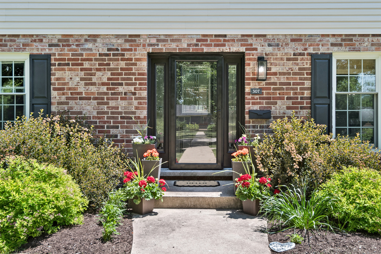 307 S Ellyn Avenue, Glen Ellyn, IL 60137