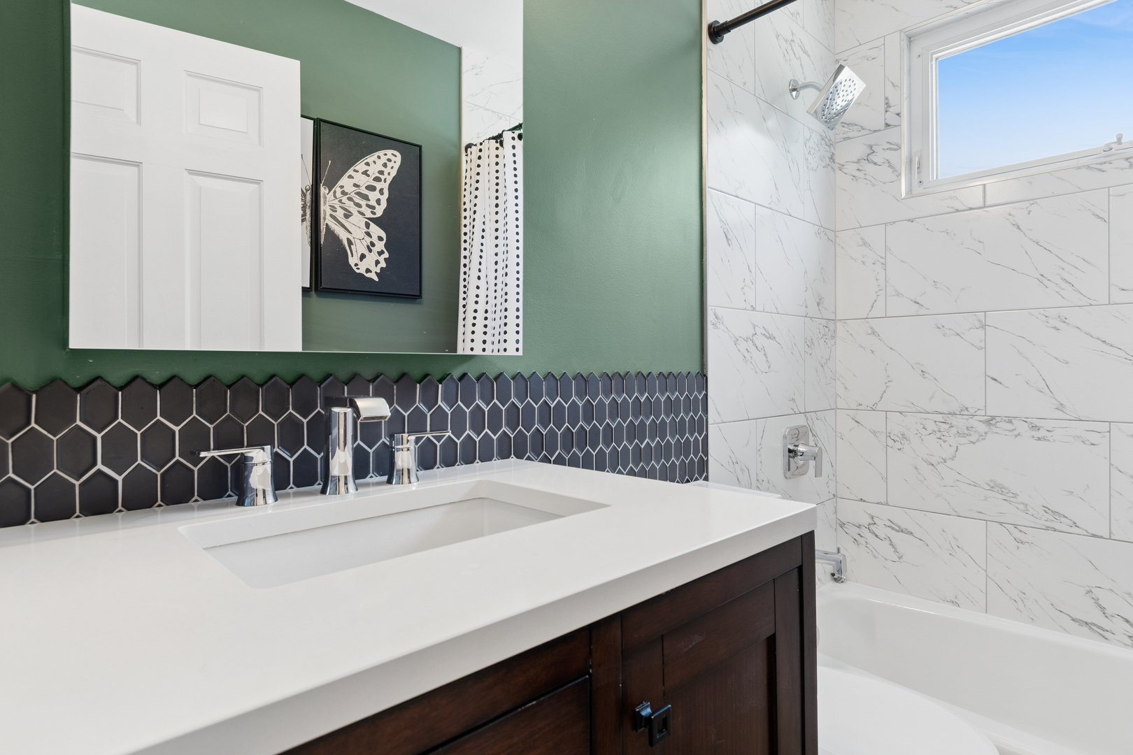 307 S Ellyn Avenue, Glen Ellyn, IL 60137