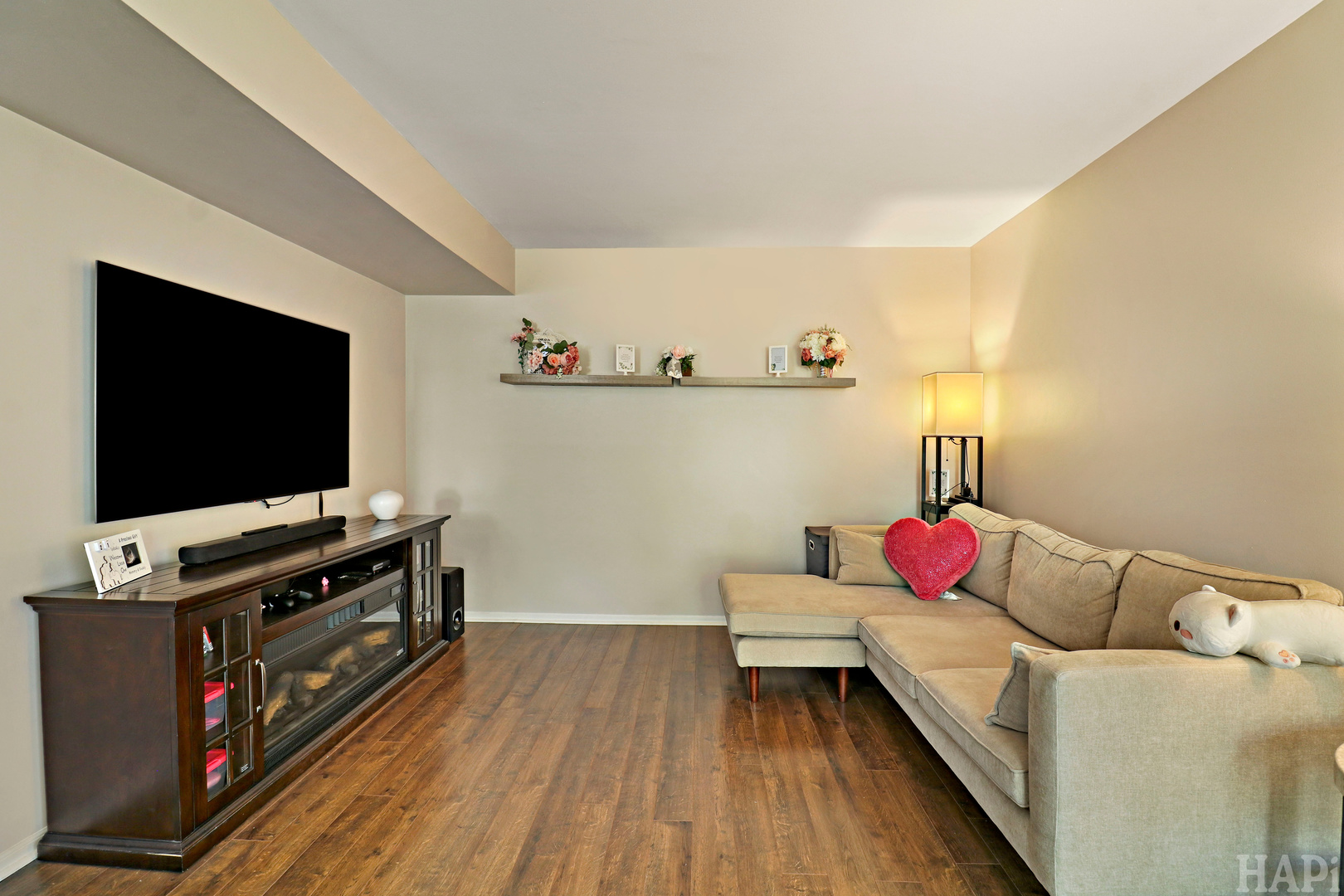 67 W Rustic Lane, Round Lake Beach, IL 60073