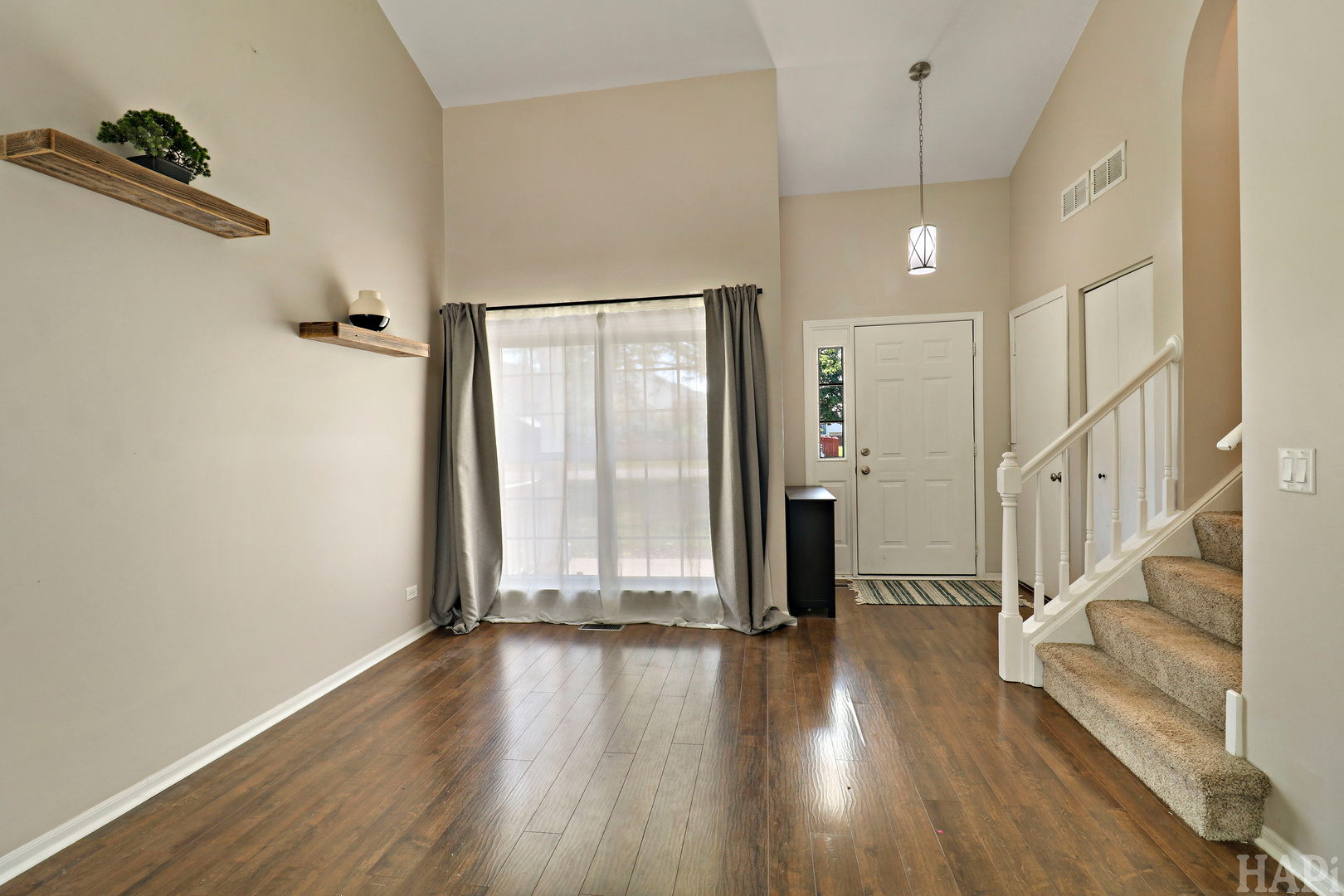 67 W Rustic Lane, Round Lake Beach, IL 60073