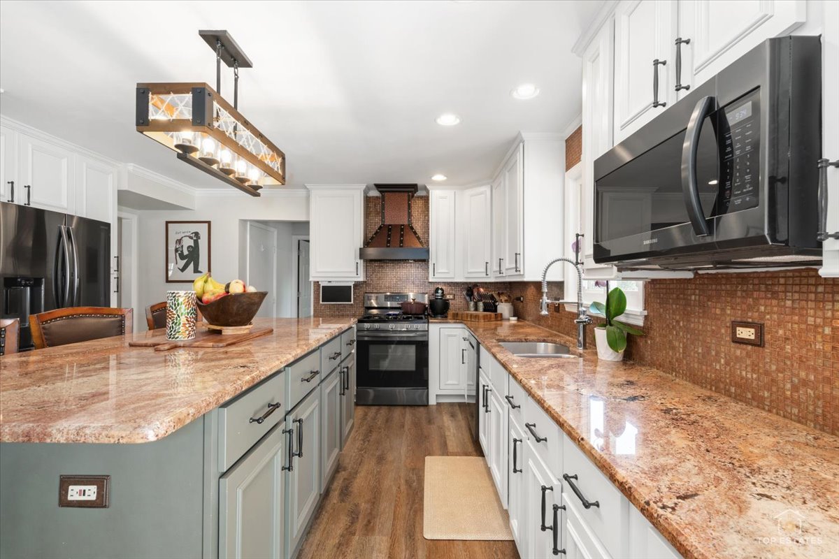 1645 Blackburn Drive, Mundelein, IL 60060
