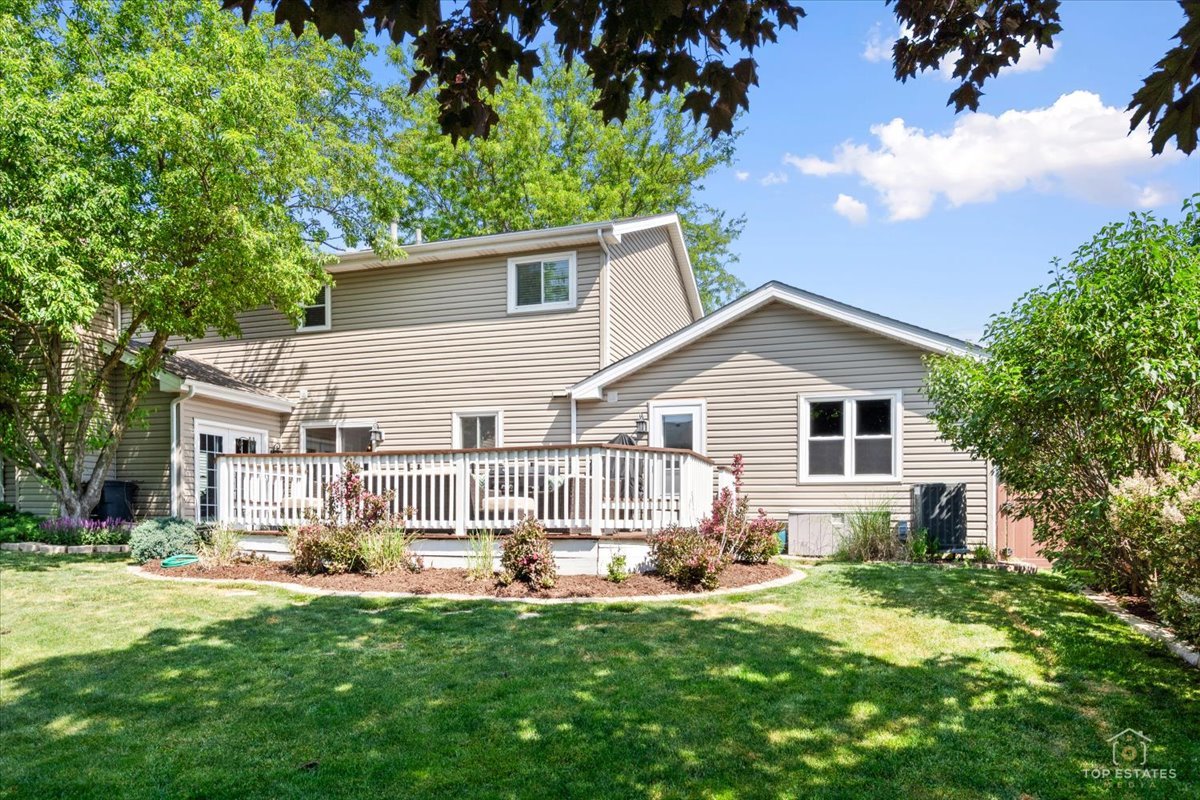 1645 Blackburn Drive, Mundelein, IL 60060