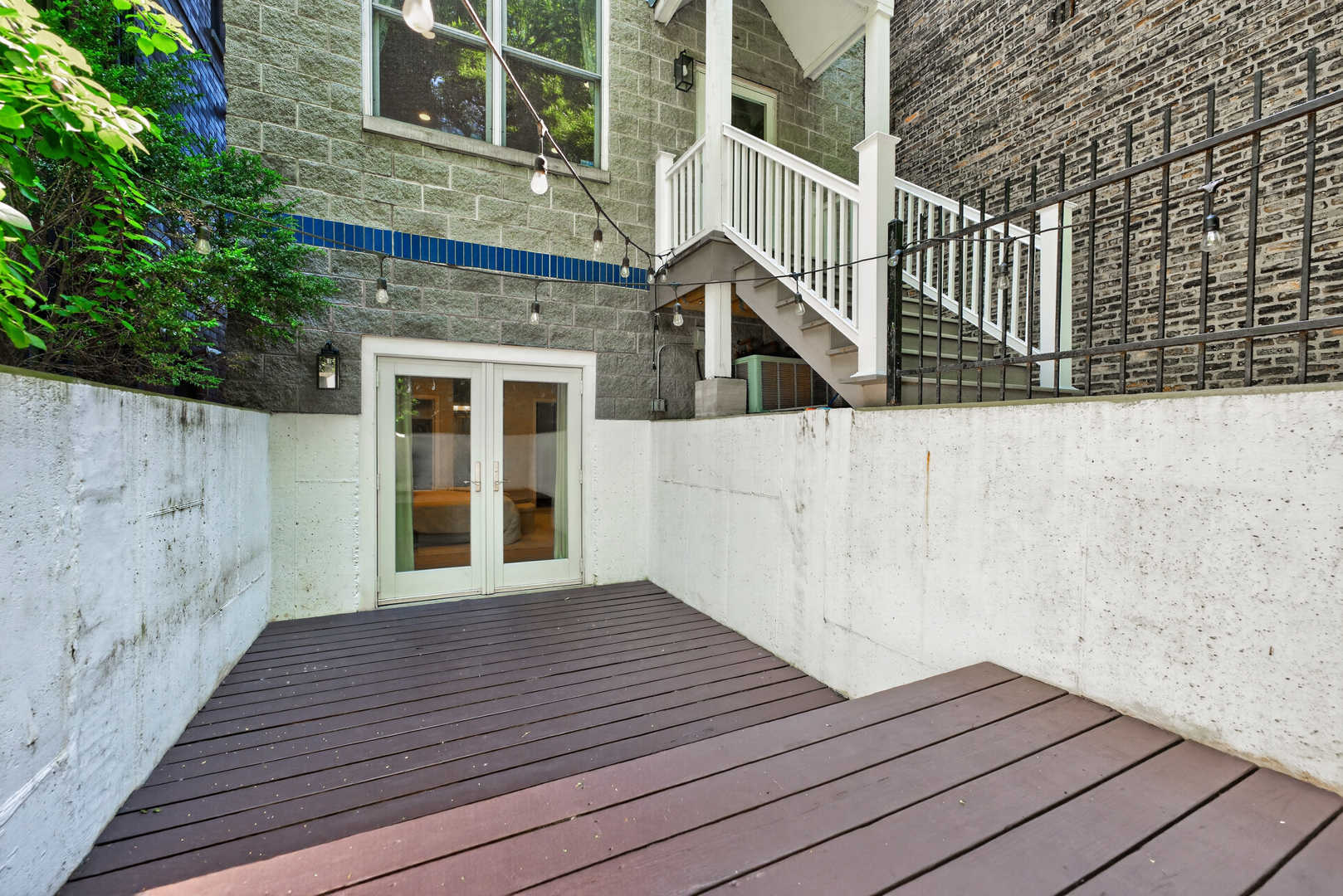 1455 W Wolfram Street #A, Chicago, IL 60657