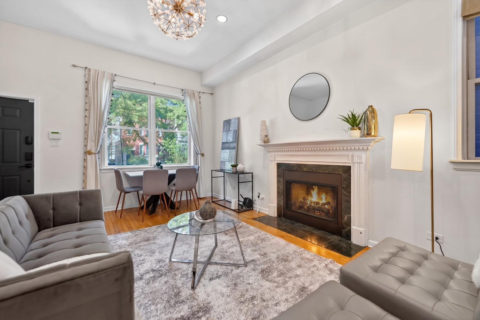 1455 W Wolfram Street #A, Chicago, IL 60657