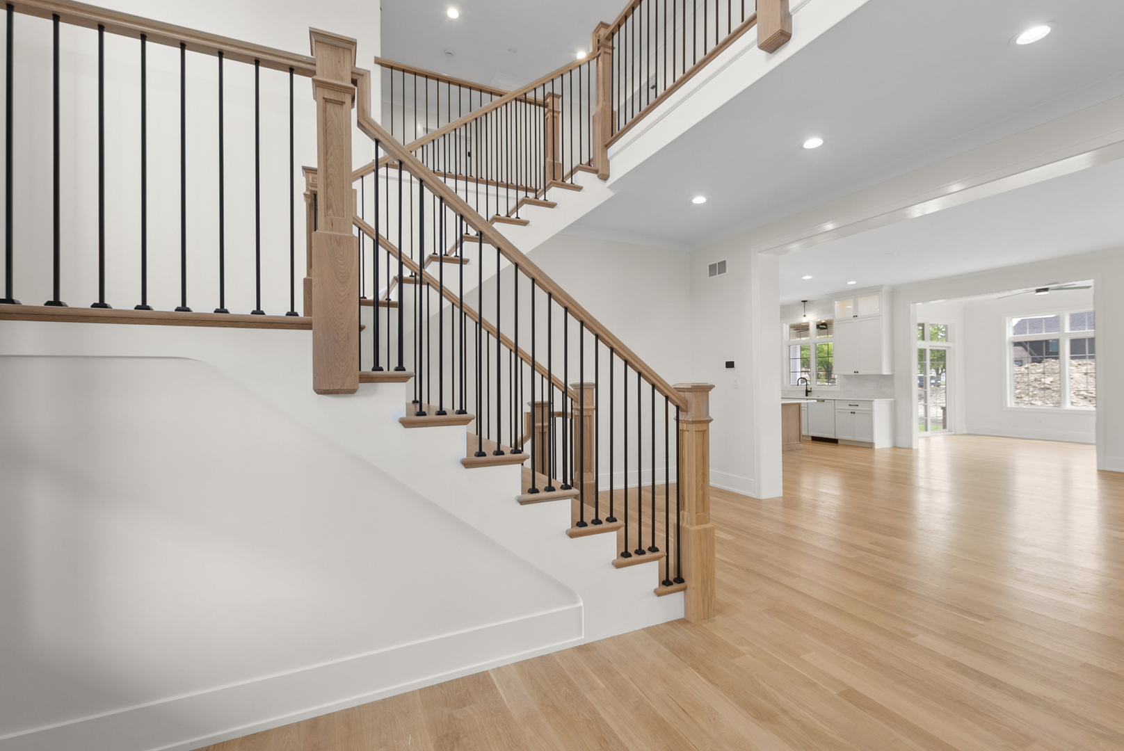 120 W Sauk Trail, Frankfort, IL 60423