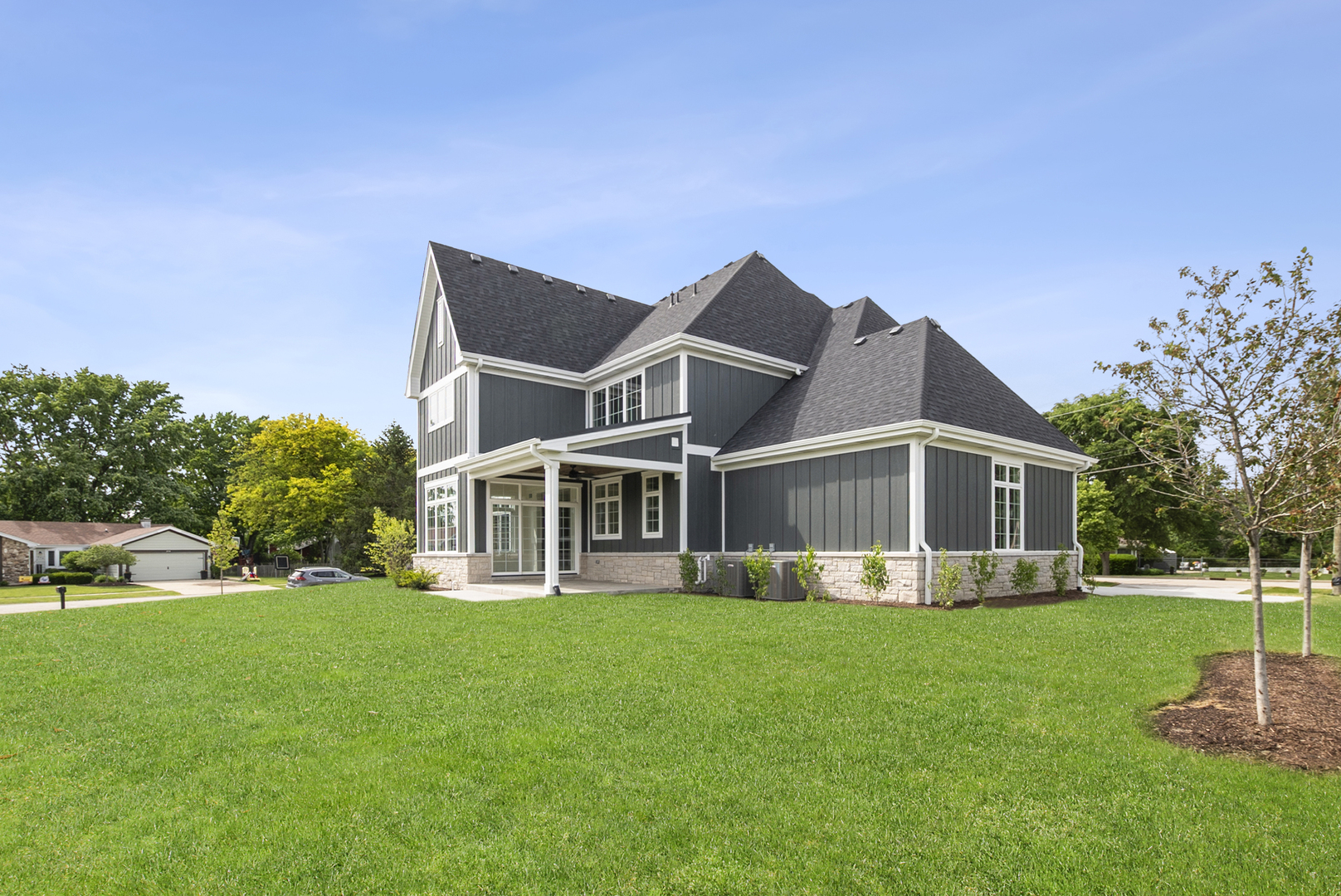 120 W Sauk Trail, Frankfort, IL 60423