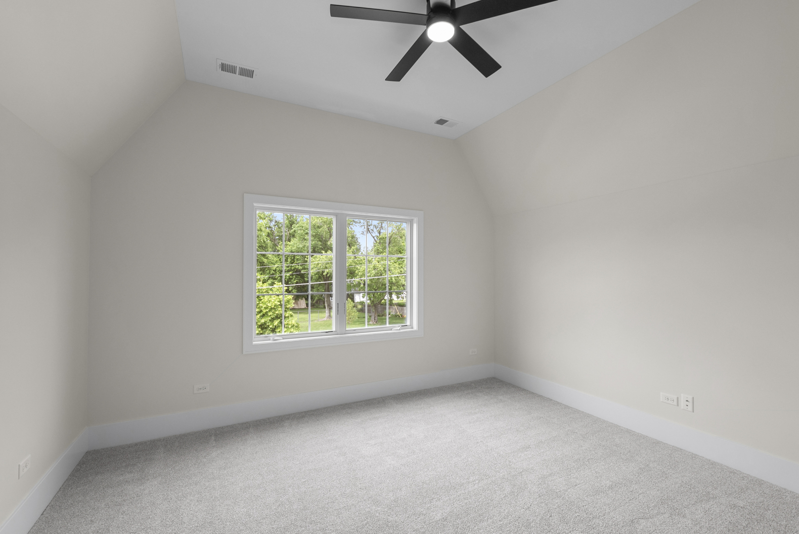 120 W Sauk Trail, Frankfort, IL 60423