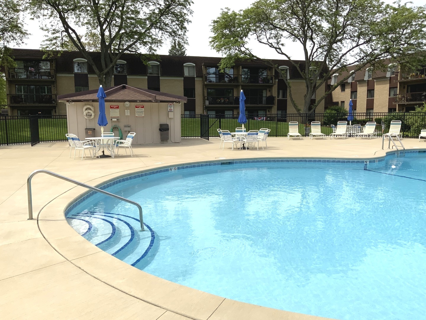 1103 N Mill Street #109, Naperville, IL 60563