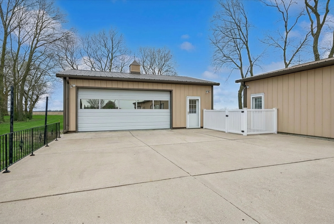 1430 N 30th Road, Ottawa, IL 61350