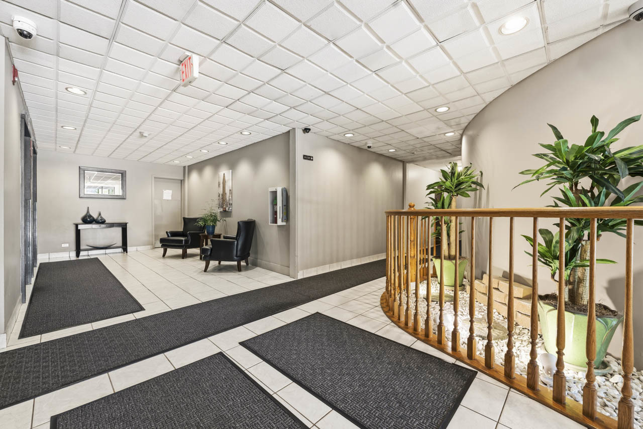 720 Wellington Avenue #509, Elk Grove Village, IL 60007
