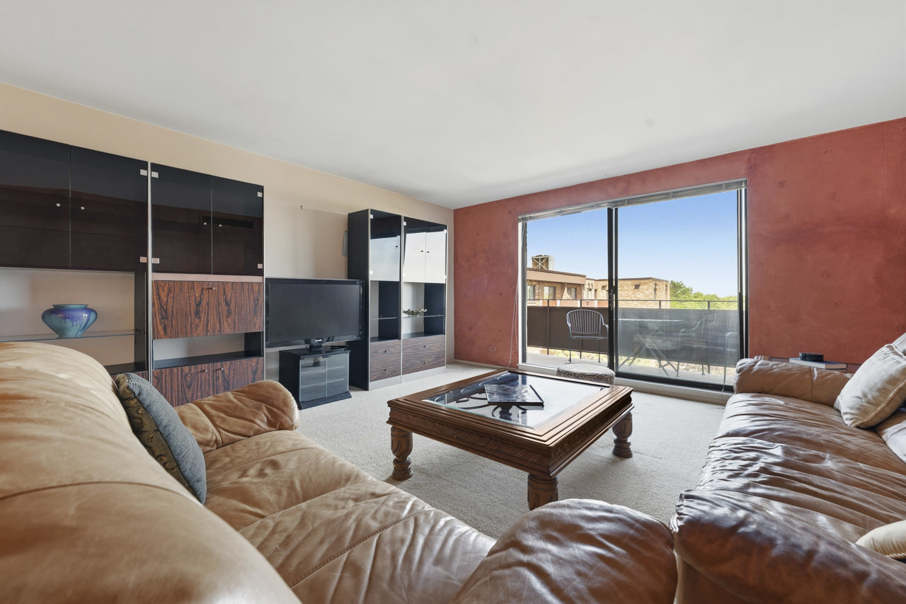 720 Wellington Avenue #509, Elk Grove Village, IL 60007