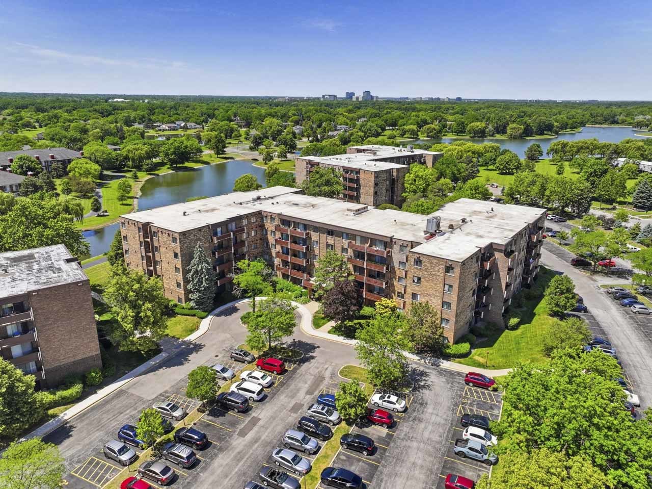 720 Wellington Avenue #509, Elk Grove Village, IL 60007