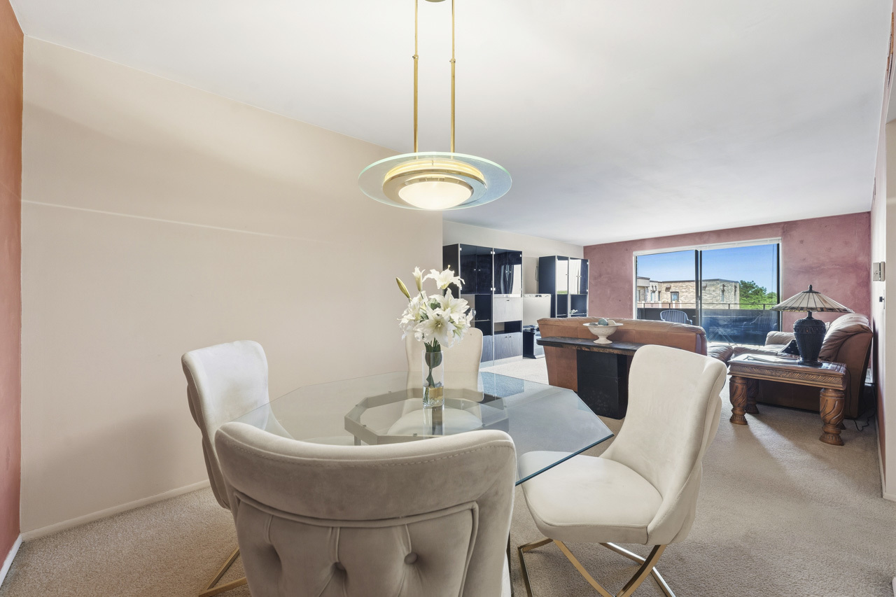 720 Wellington Avenue #509, Elk Grove Village, IL 60007