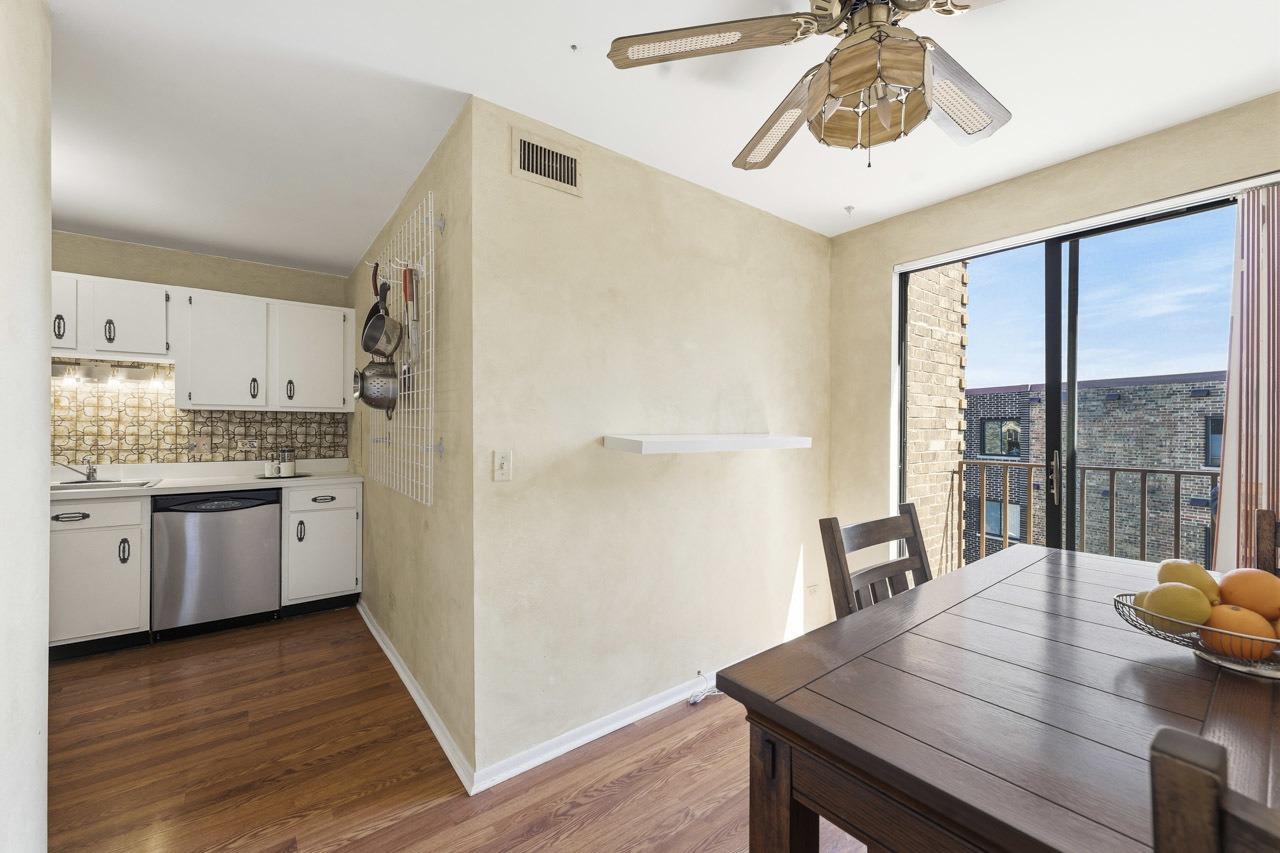 720 Wellington Avenue #509, Elk Grove Village, IL 60007