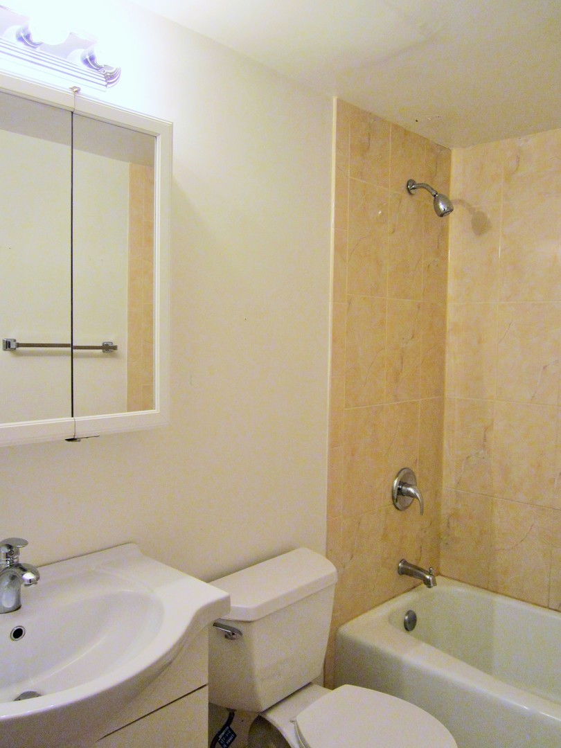 2300 Beau Monde Terrace #111, Lisle, IL 60532