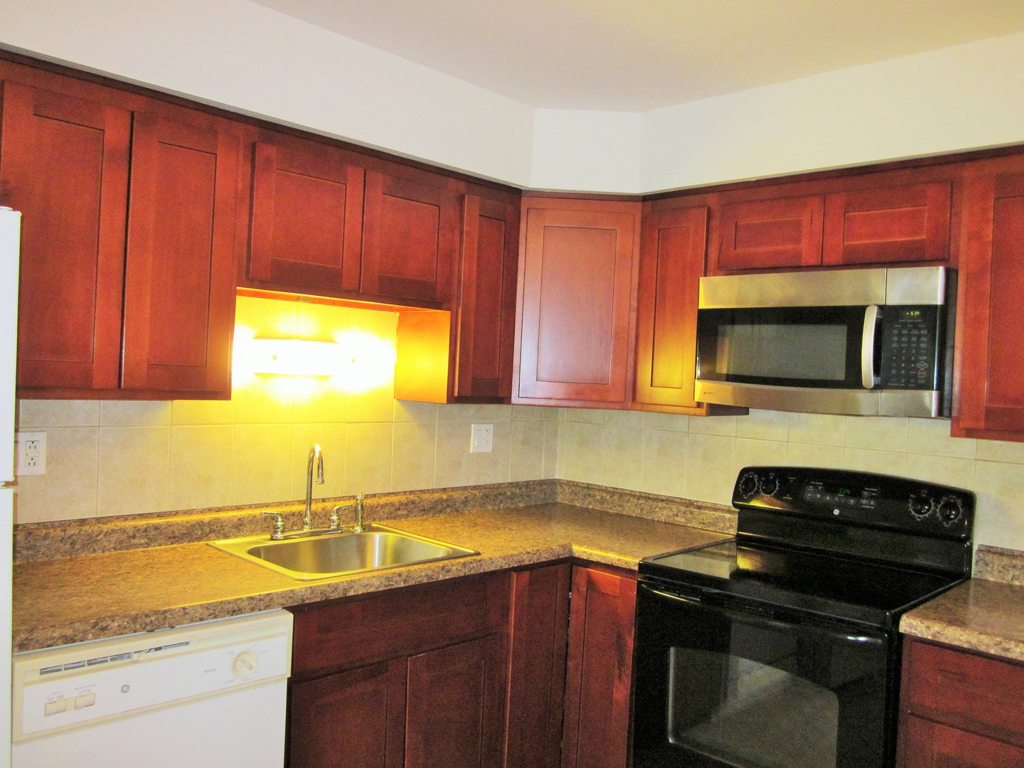 2300 Beau Monde Terrace #111, Lisle, IL 60532
