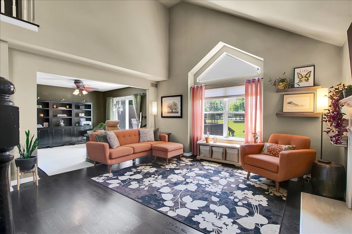 1916 Tamahawk Lane, Naperville, IL 60564