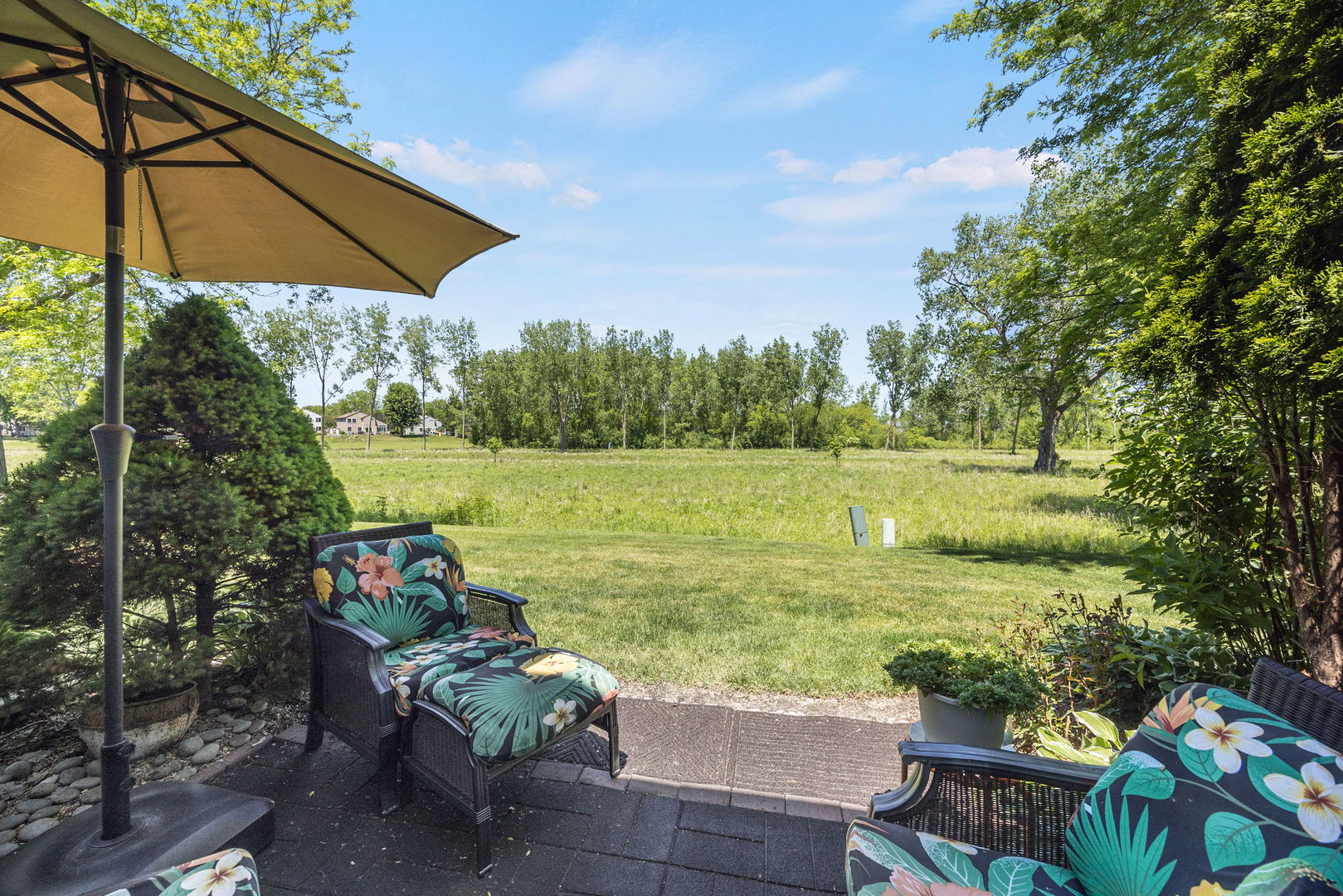 149 Polaris Drive #149, Lake In The Hills, IL 60156
