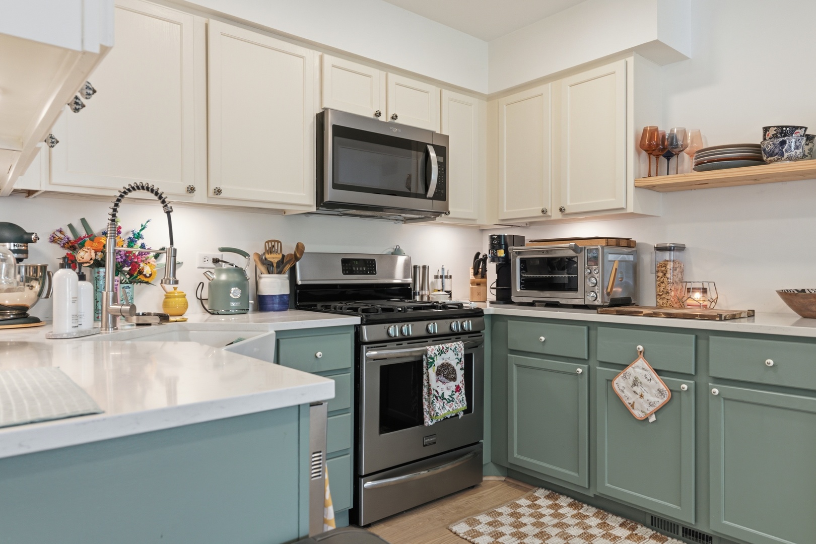166 S Stonington Drive, Palatine, IL 60074