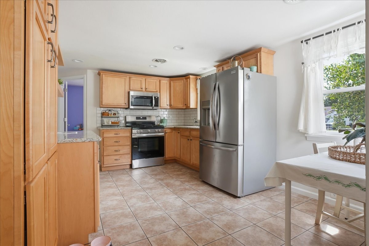 311 S 2nd Avenue, Chenoa, IL 61726