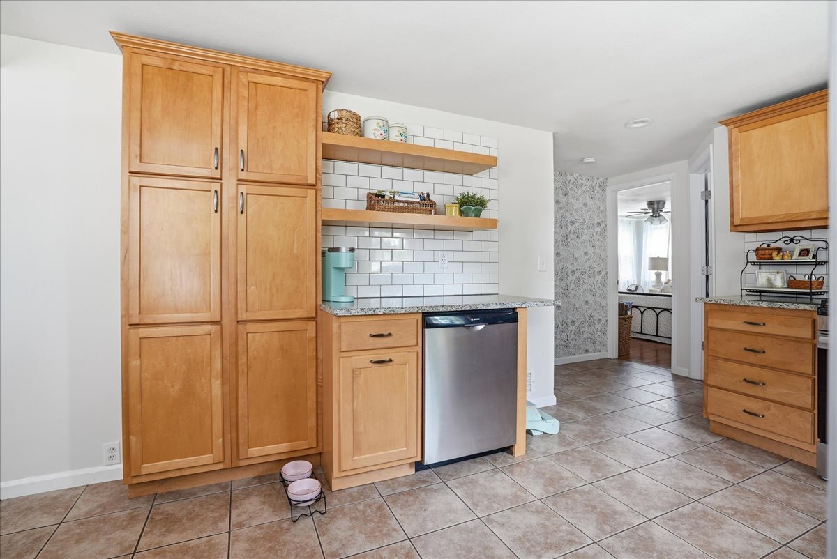 311 S 2nd Avenue, Chenoa, IL 61726