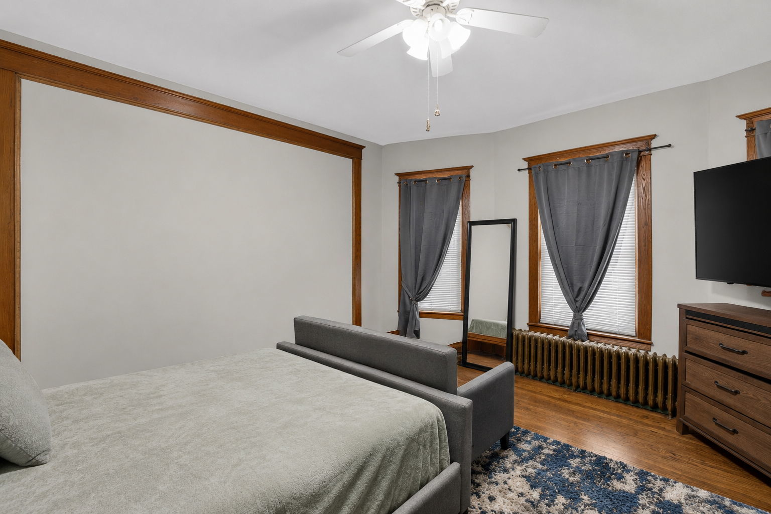 226 W Locust Street, DeKalb, IL 60115
