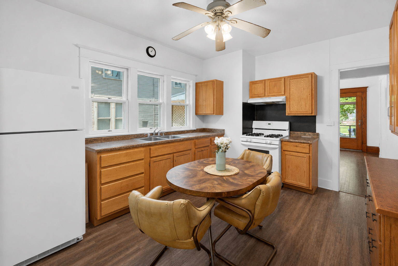 226 W Locust Street, DeKalb, IL 60115