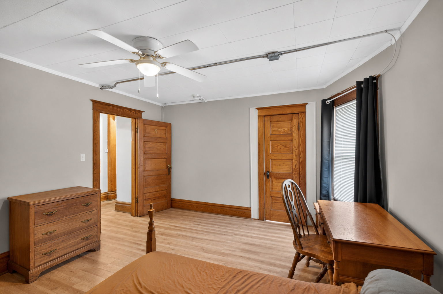 226 W Locust Street, DeKalb, IL 60115