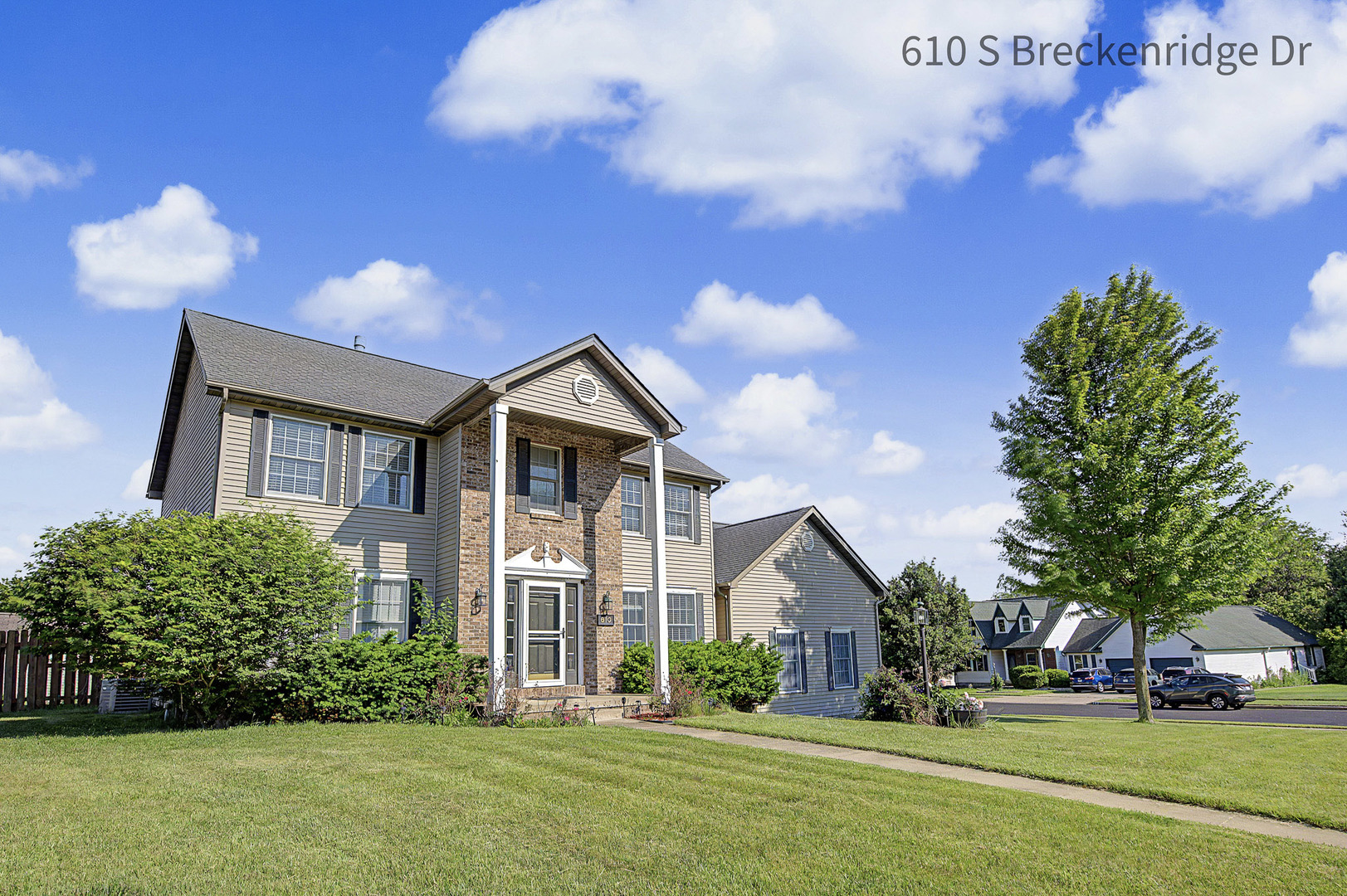 610 S Breckenridge Drive, Dunlap, IL 61525