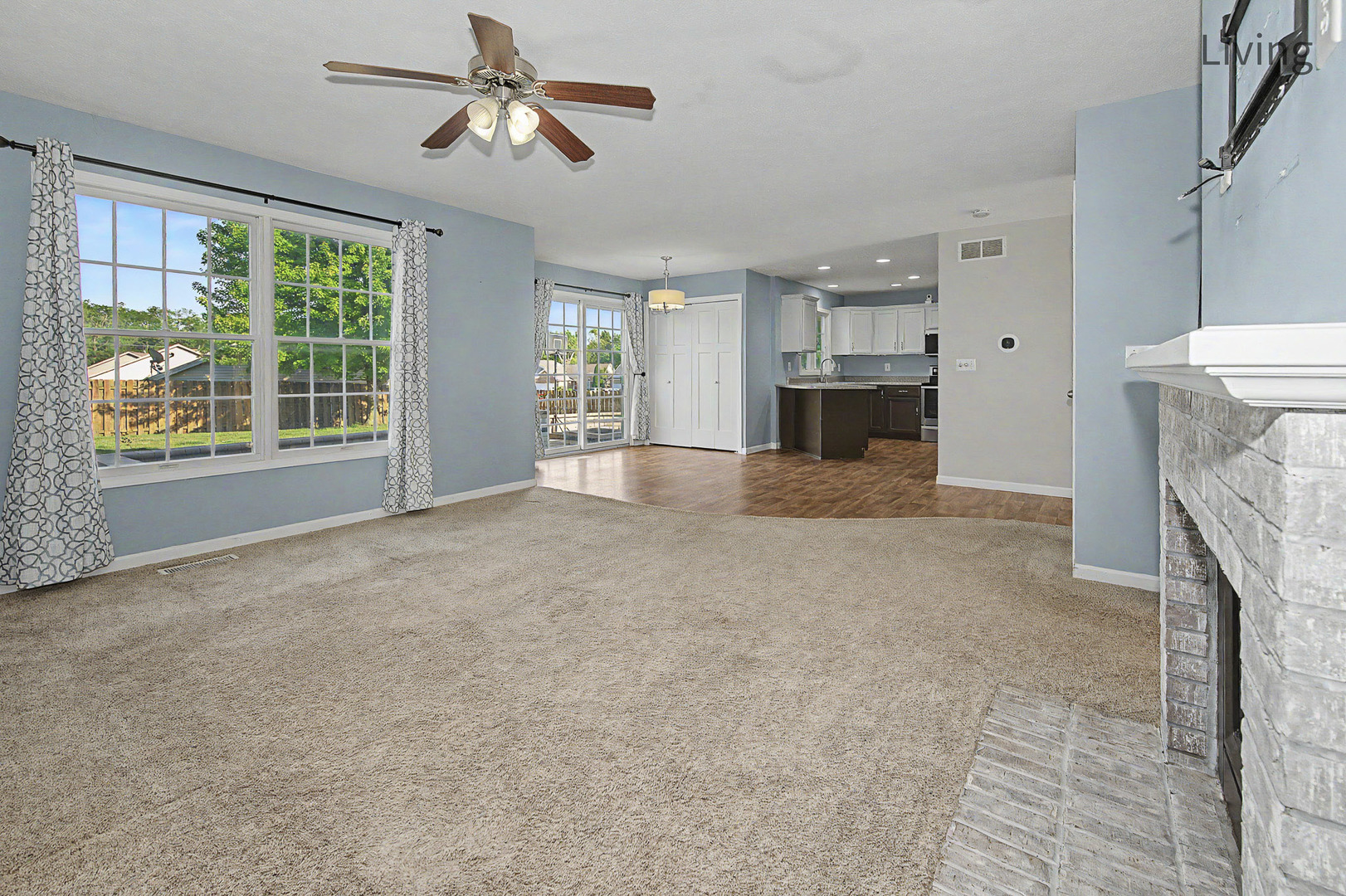 610 S Breckenridge Drive, Dunlap, IL 61525