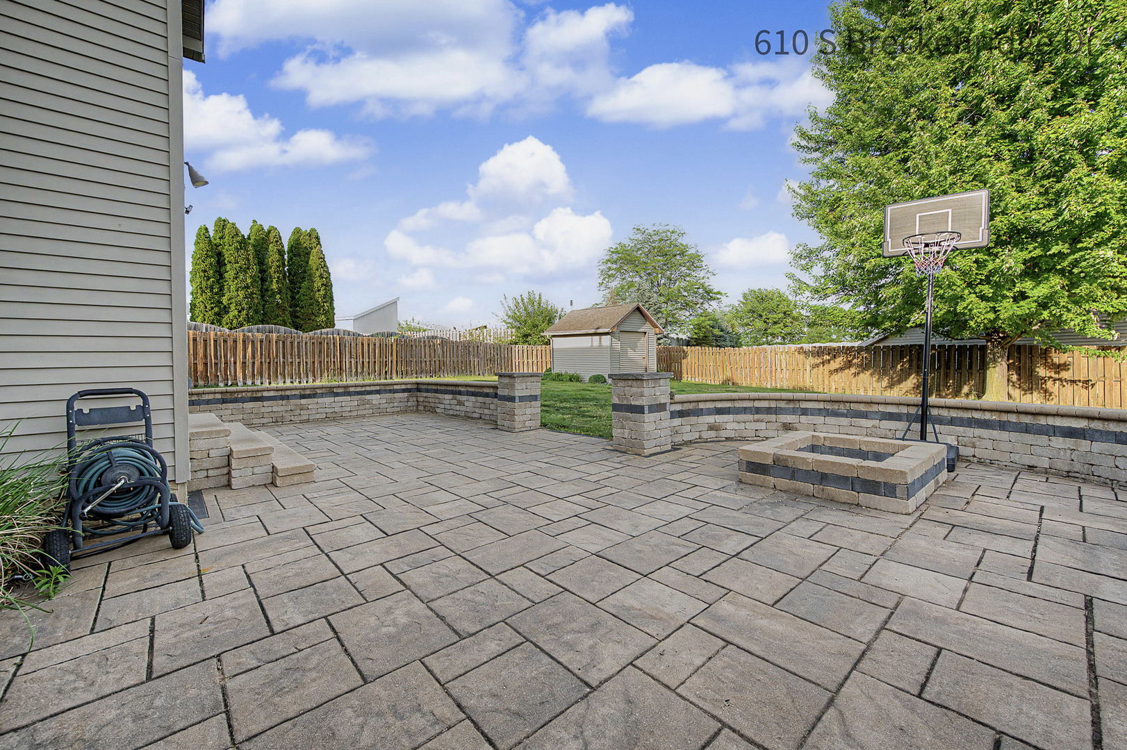610 S Breckenridge Drive, Dunlap, IL 61525
