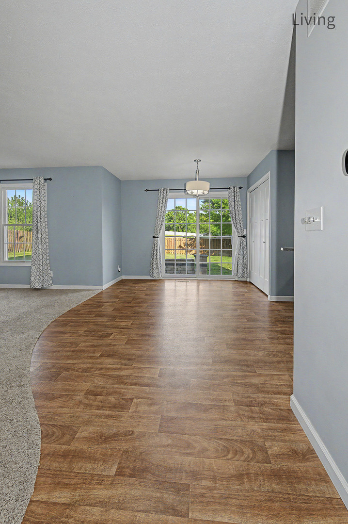 610 S Breckenridge Drive, Dunlap, IL 61525