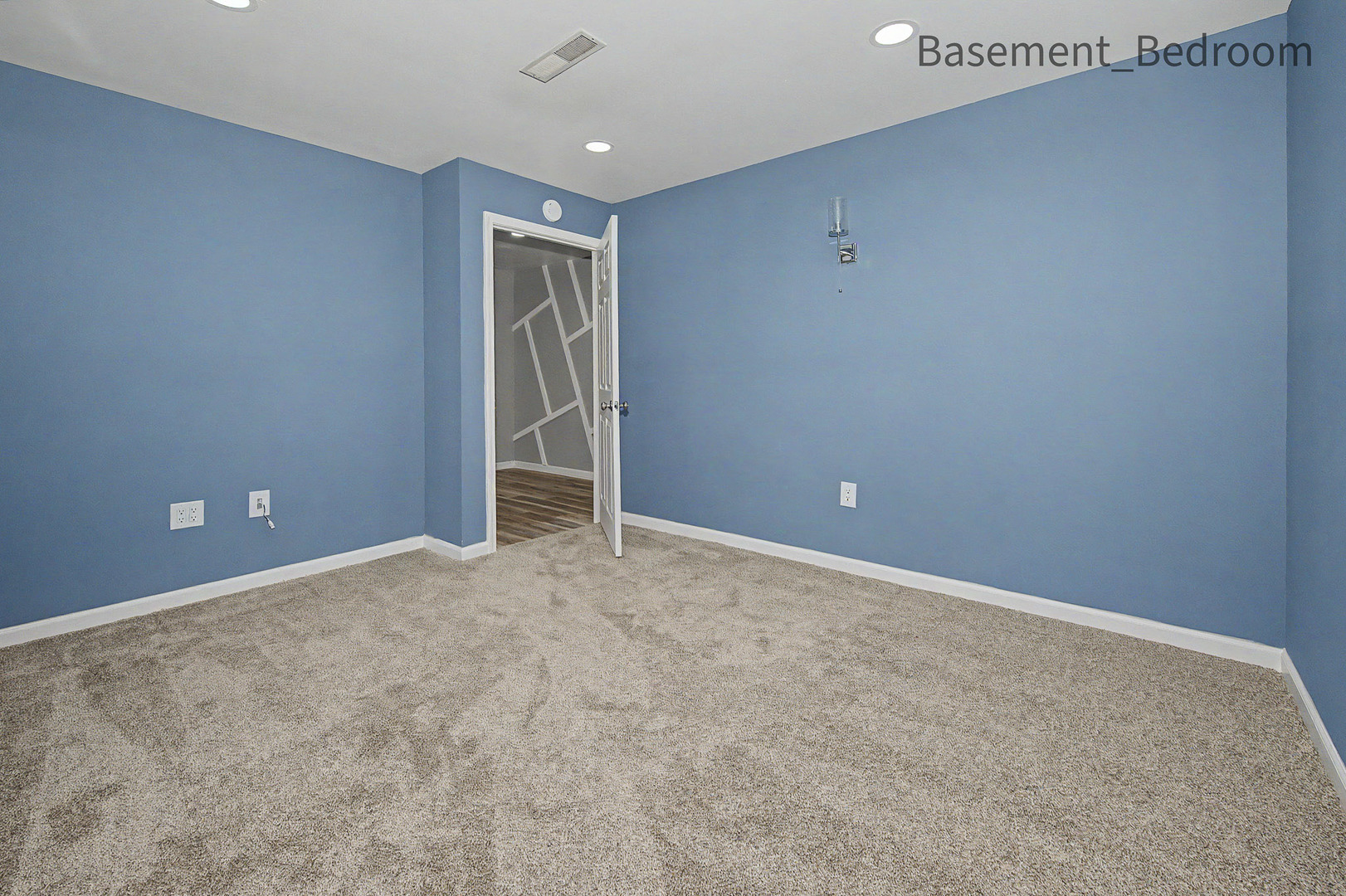 610 S Breckenridge Drive, Dunlap, IL 61525