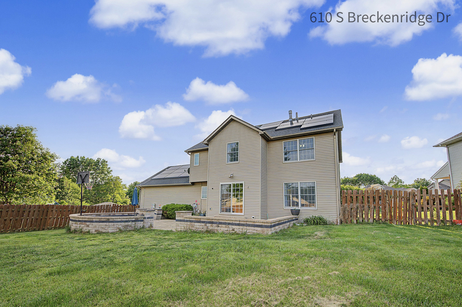 610 S Breckenridge Drive, Dunlap, IL 61525