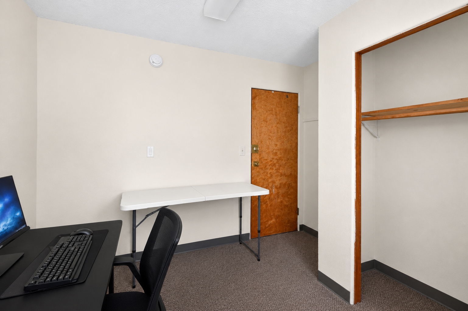 533 College Avenue, DeKalb, IL 60115