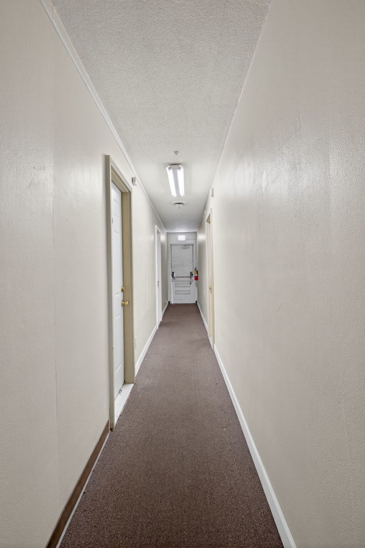533 College Avenue, DeKalb, IL 60115