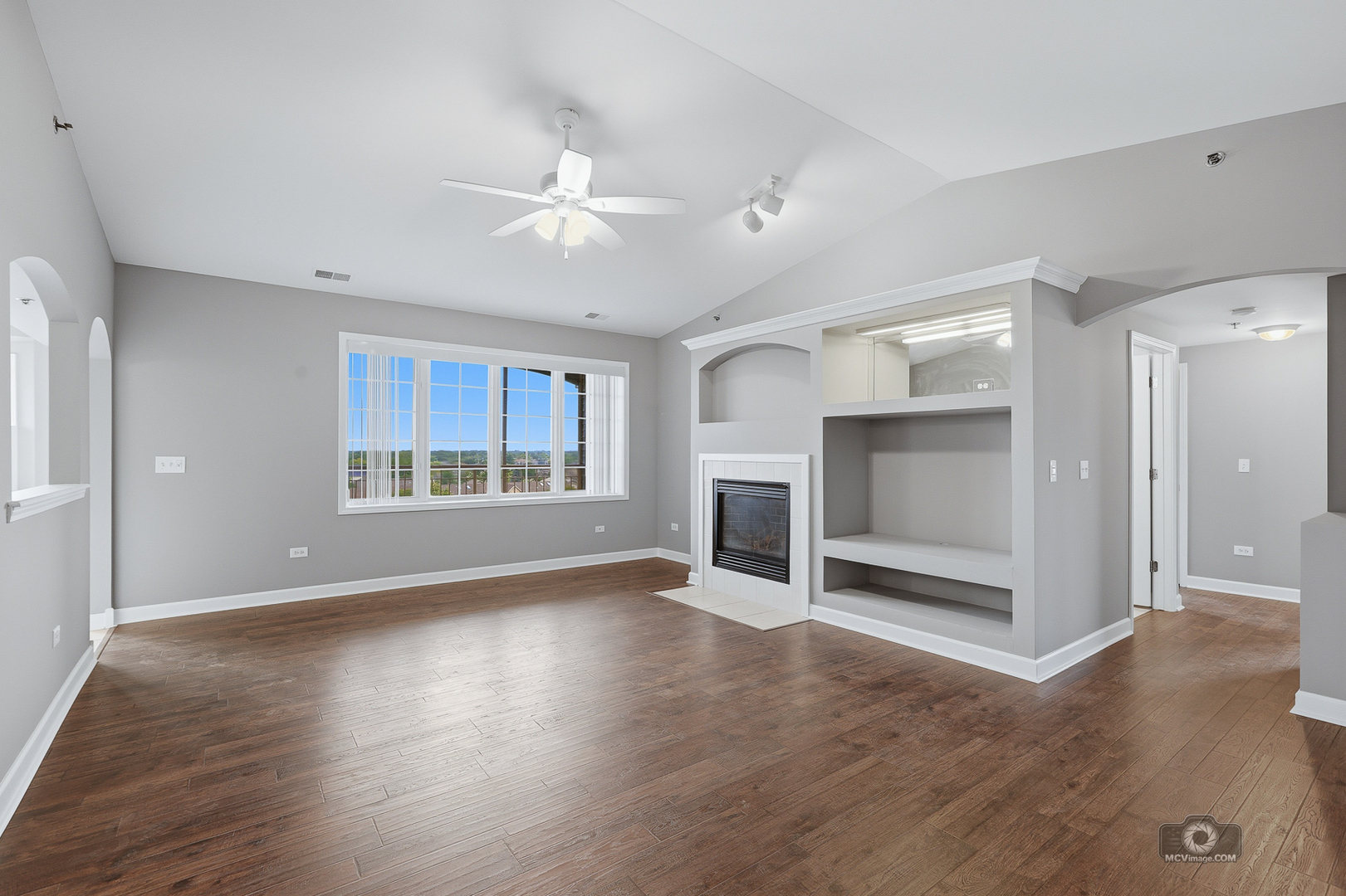 7927 Trinity Circle #4SW, Tinley Park, IL 60487