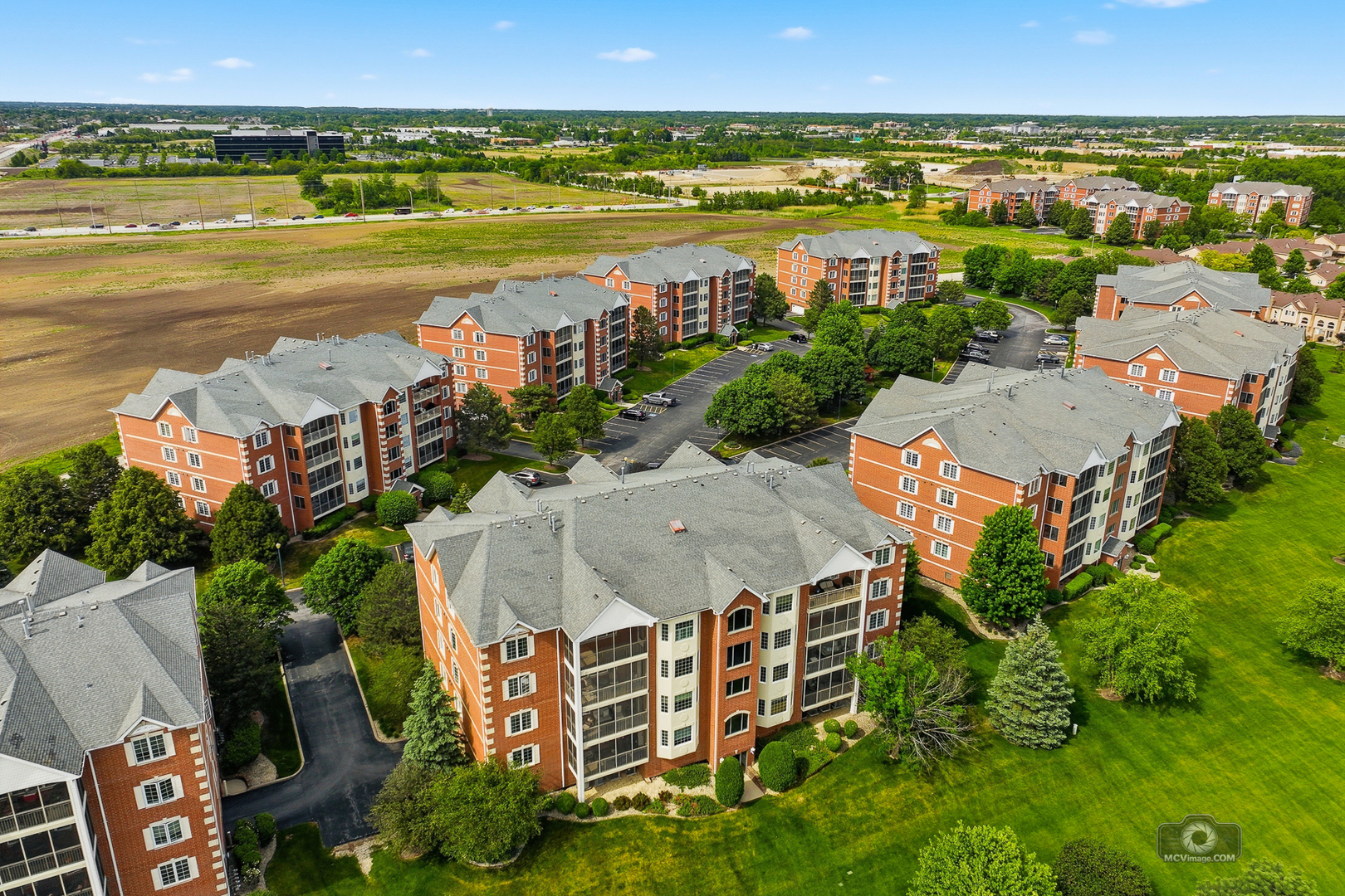 7927 Trinity Circle #4SW, Tinley Park, IL 60487