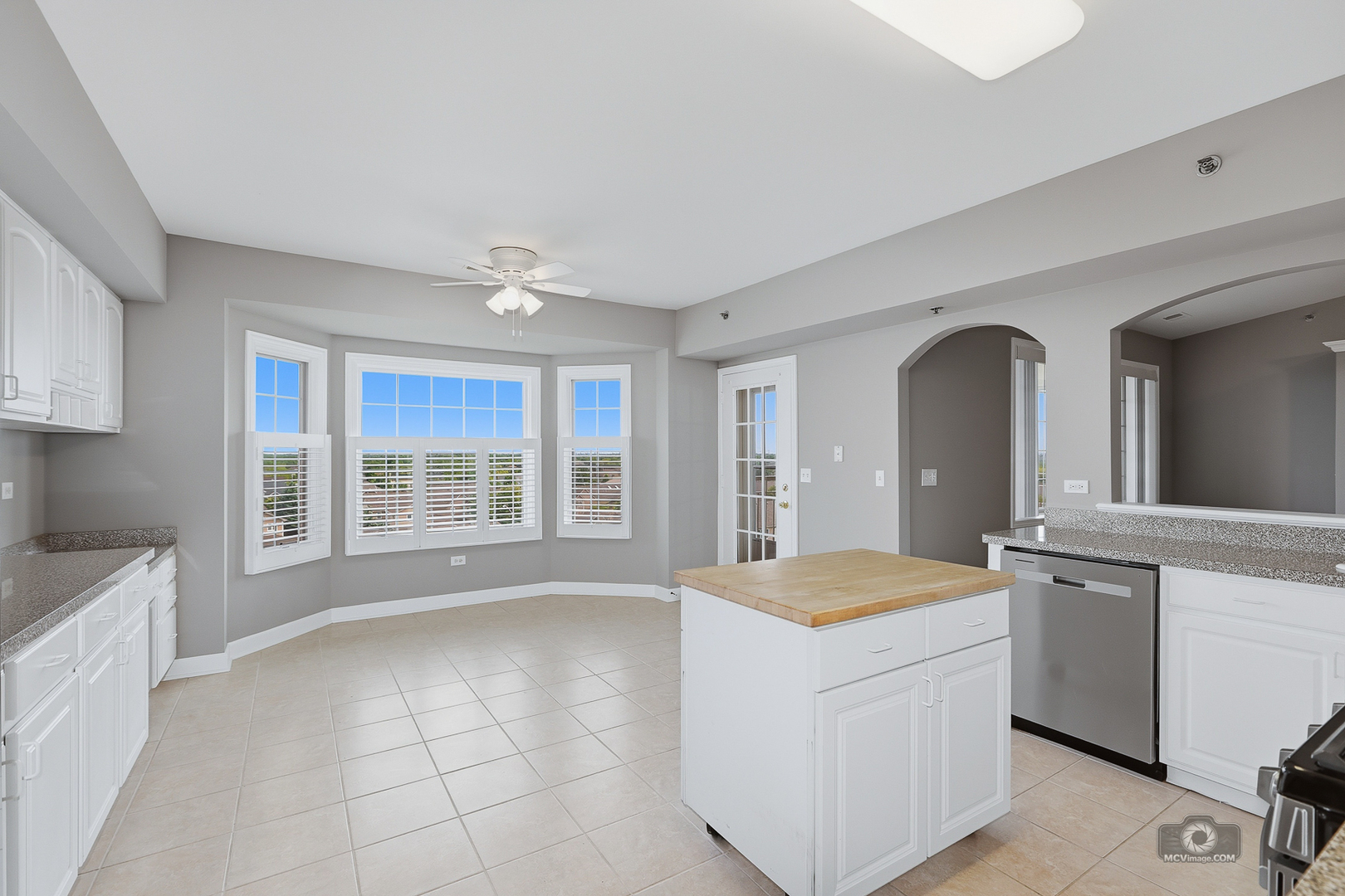 7927 Trinity Circle #4SW, Tinley Park, IL 60487