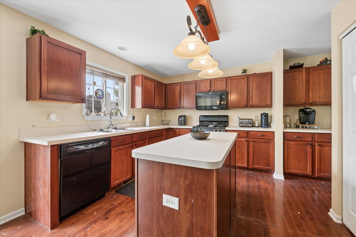1305 Sommer Lane, Minooka, IL 60447