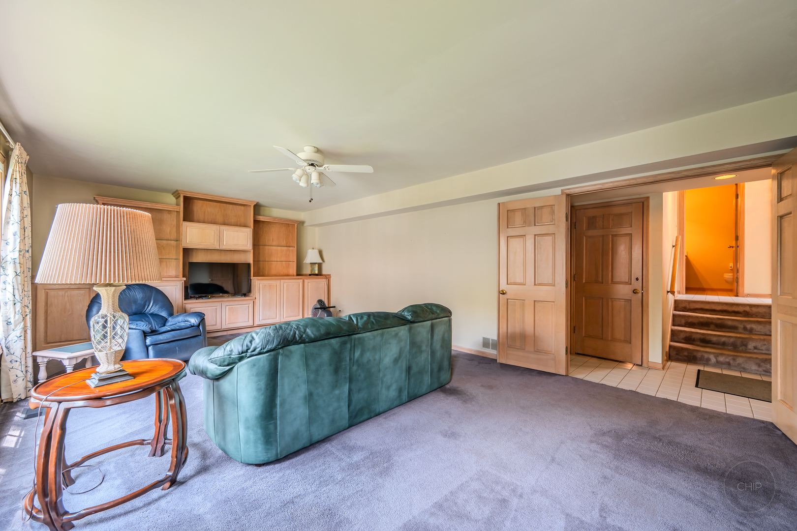1046 E Amberwood Circle, Naperville, IL 60563