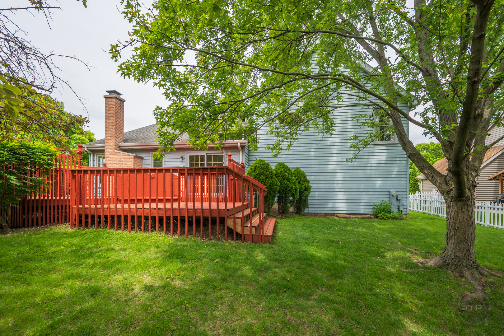 1046 E Amberwood Circle, Naperville, IL 60563