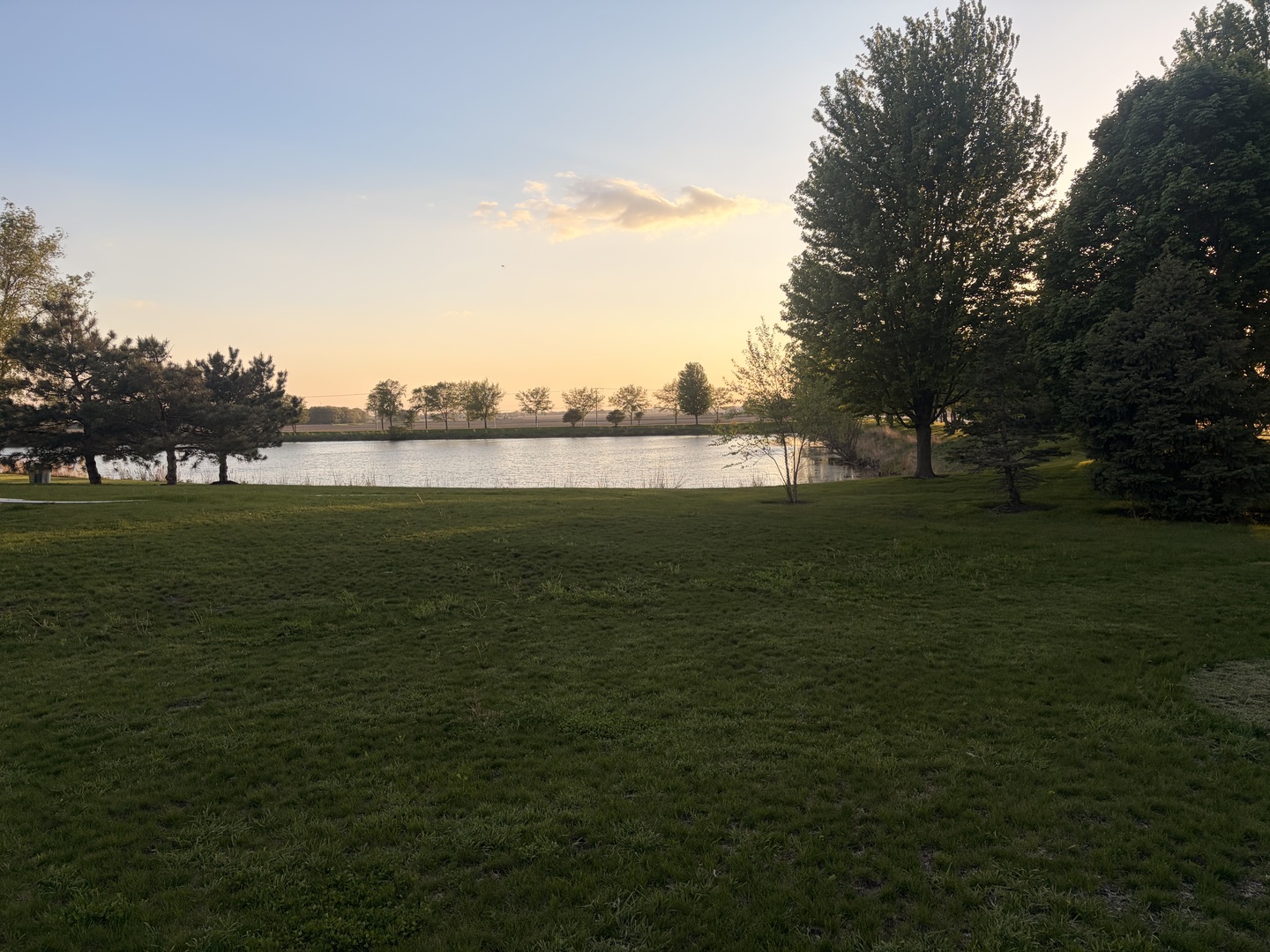 8515 Rosehall Drive, Joliet, IL 60431