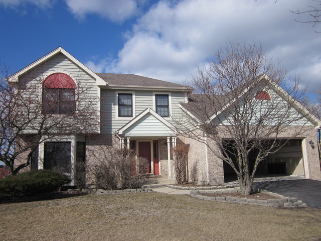3690 Baybrook Drive, Aurora, IL 60504