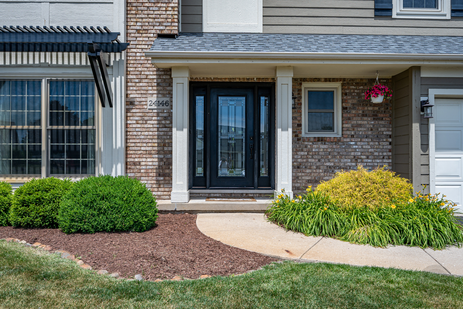 24146 Brancaster Drive, Naperville, IL 60564
