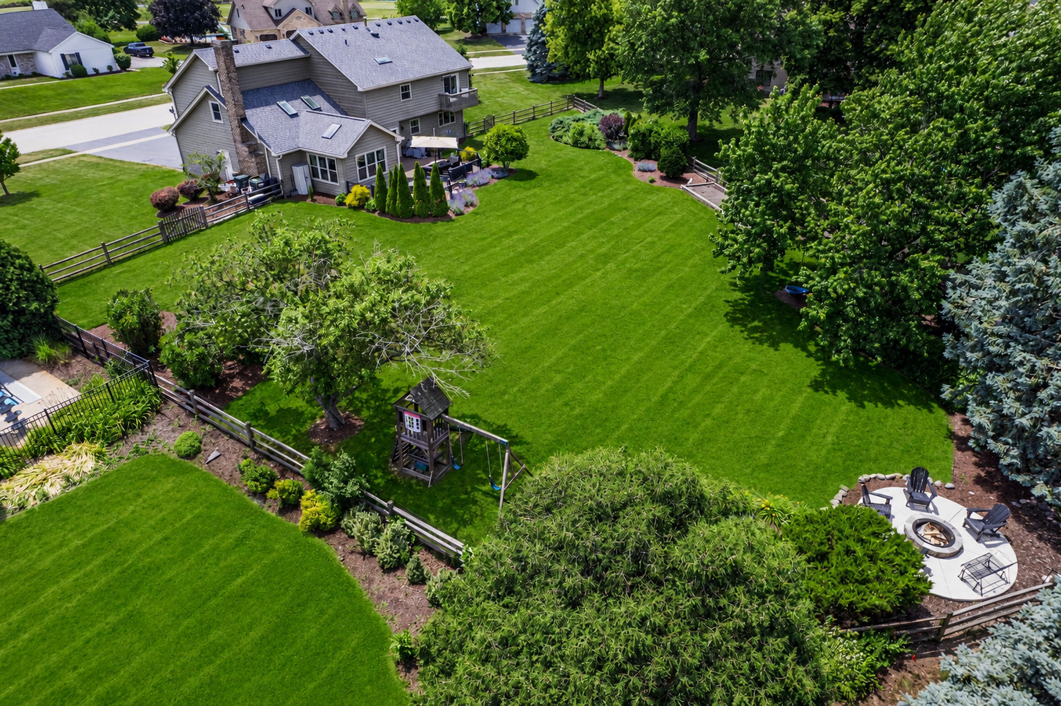 24146 Brancaster Drive, Naperville, IL 60564