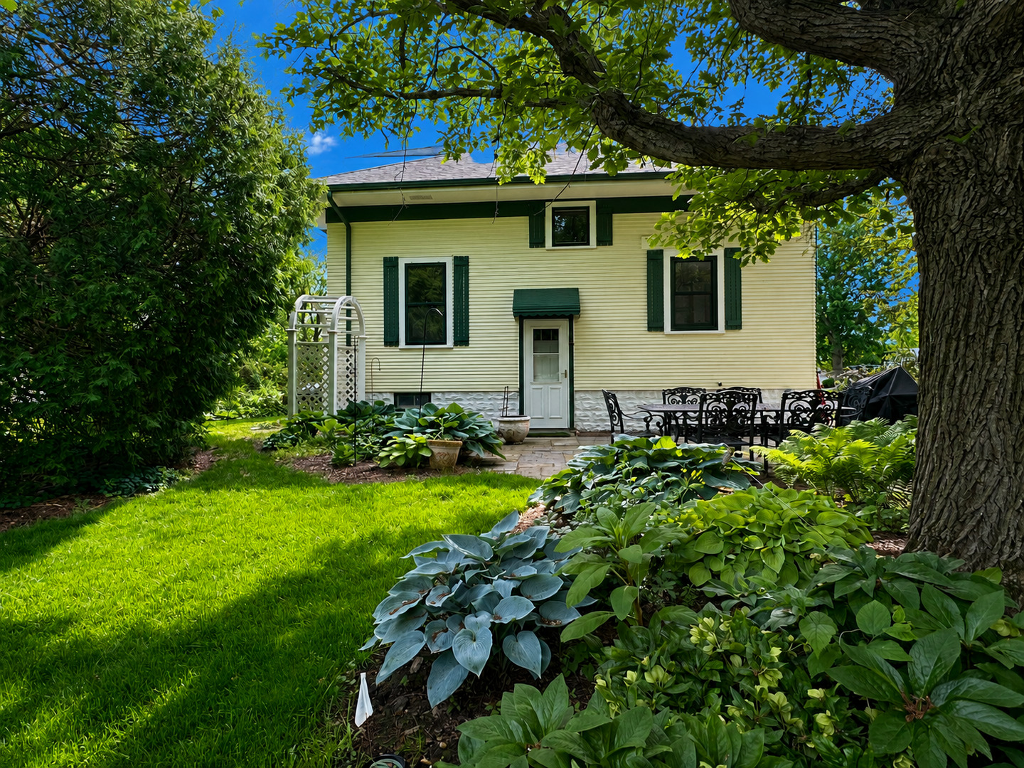 256 Center Road, Frankfort, IL 60423