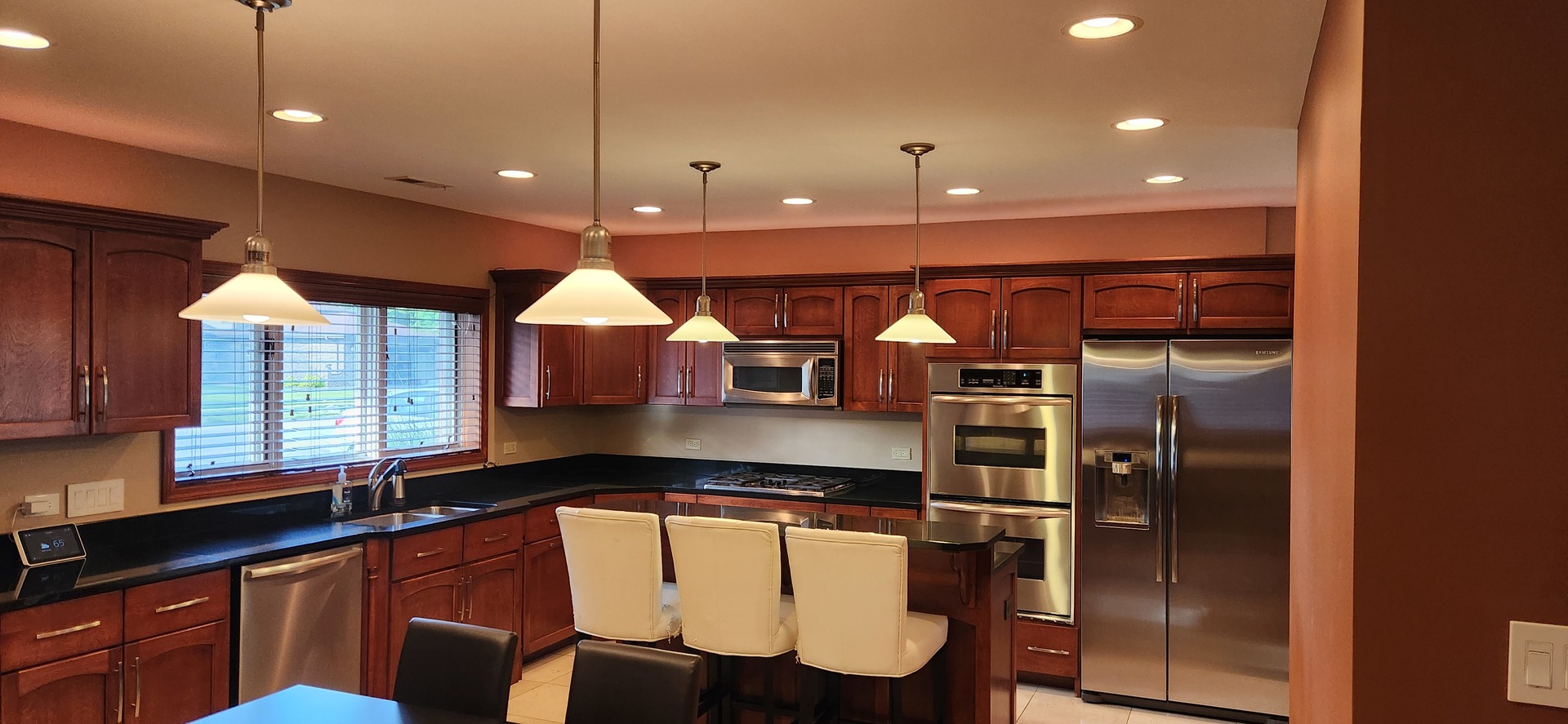 160 S SPRING OAKS Drive, Wood Dale, IL 60191
