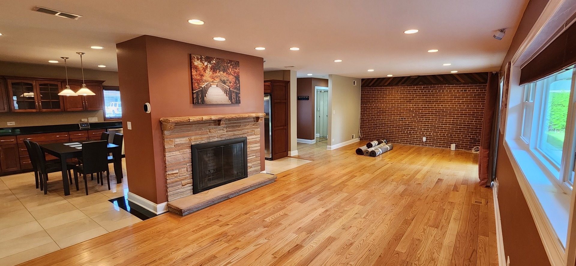 160 S SPRING OAKS Drive, Wood Dale, IL 60191