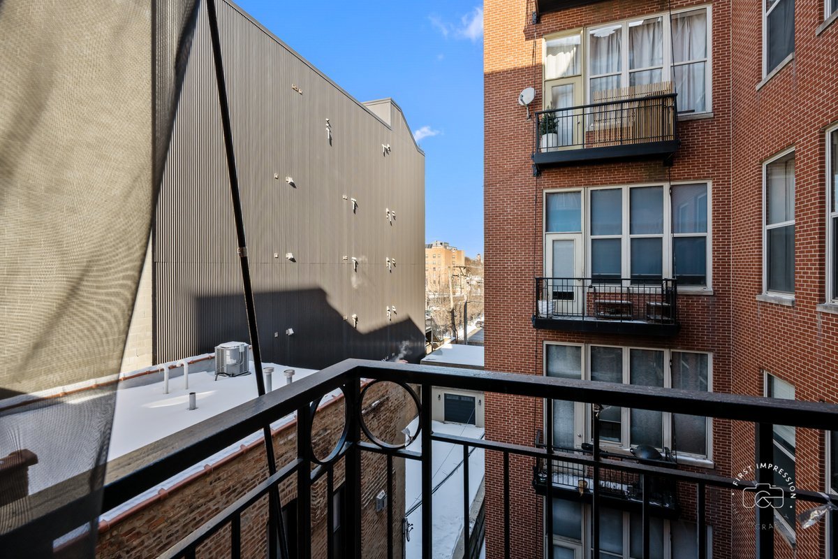1500 W Monroe Street #409, Chicago, IL 60607